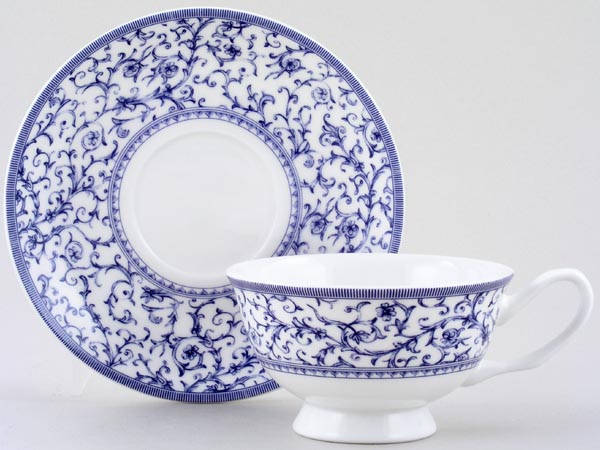 Teacup and Saucer Arabesque